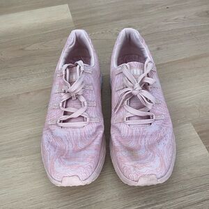 NOBULL Women's Dusty Rose Ripstop Runners